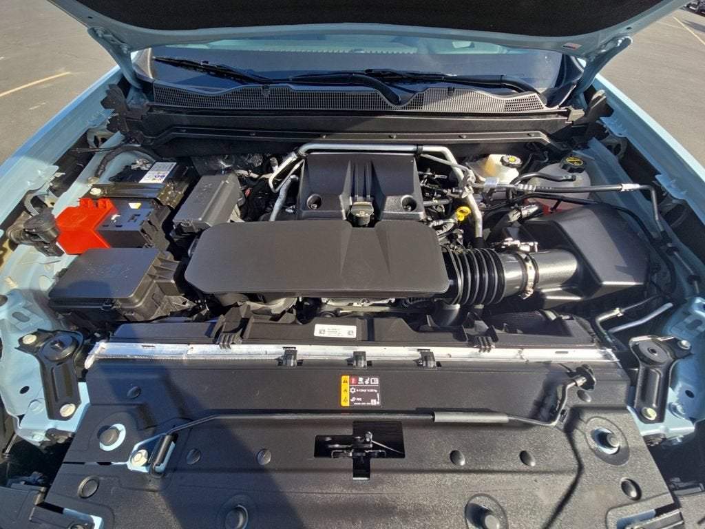 2025 Chevrolet Colorado WT/LT