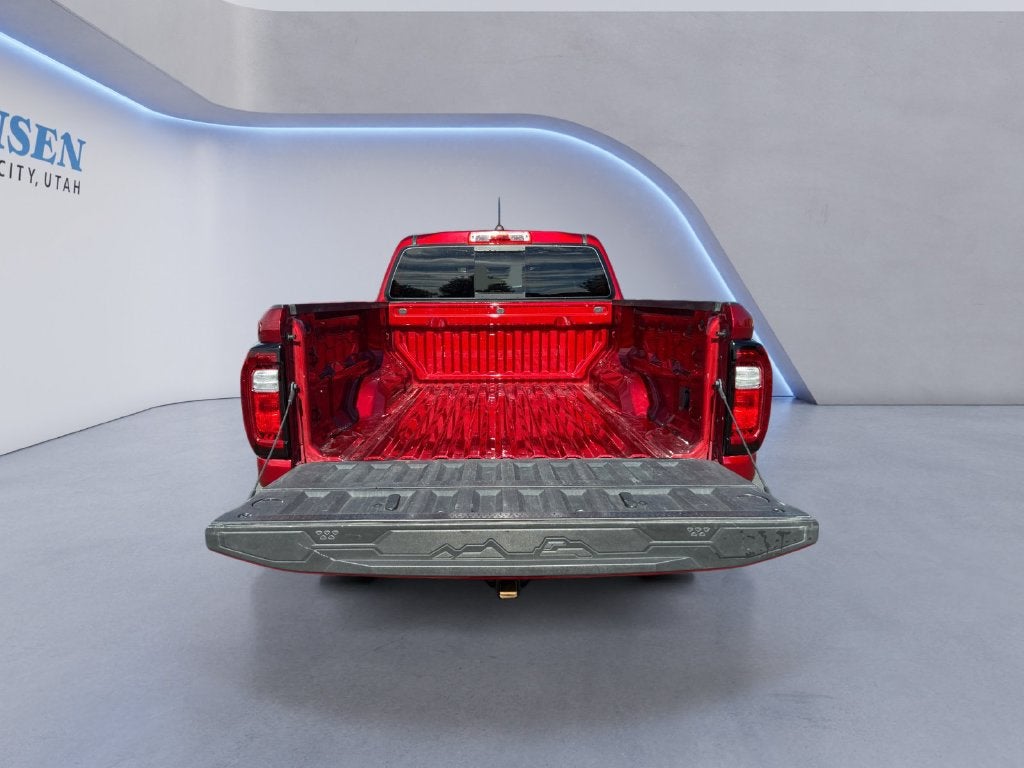 2023 GMC Canyon 4WD AT4