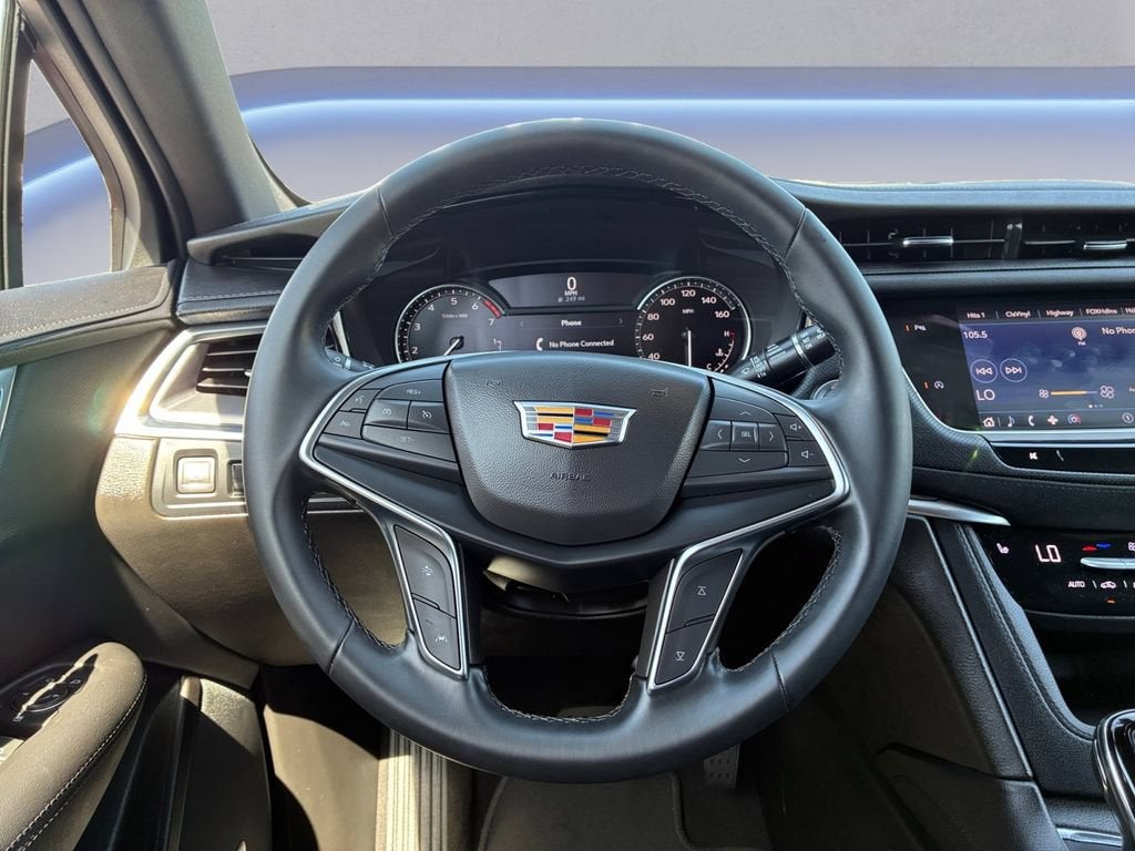 2026 Cadillac XT5 Luxury