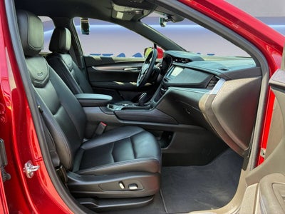 2026 Cadillac XT5 Luxury