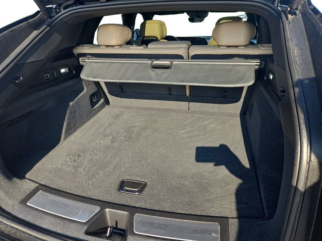 2024 Cadillac LYRIQ Sport 3