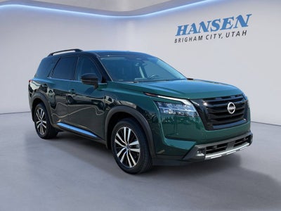 2024 Nissan Pathfinder Platinum