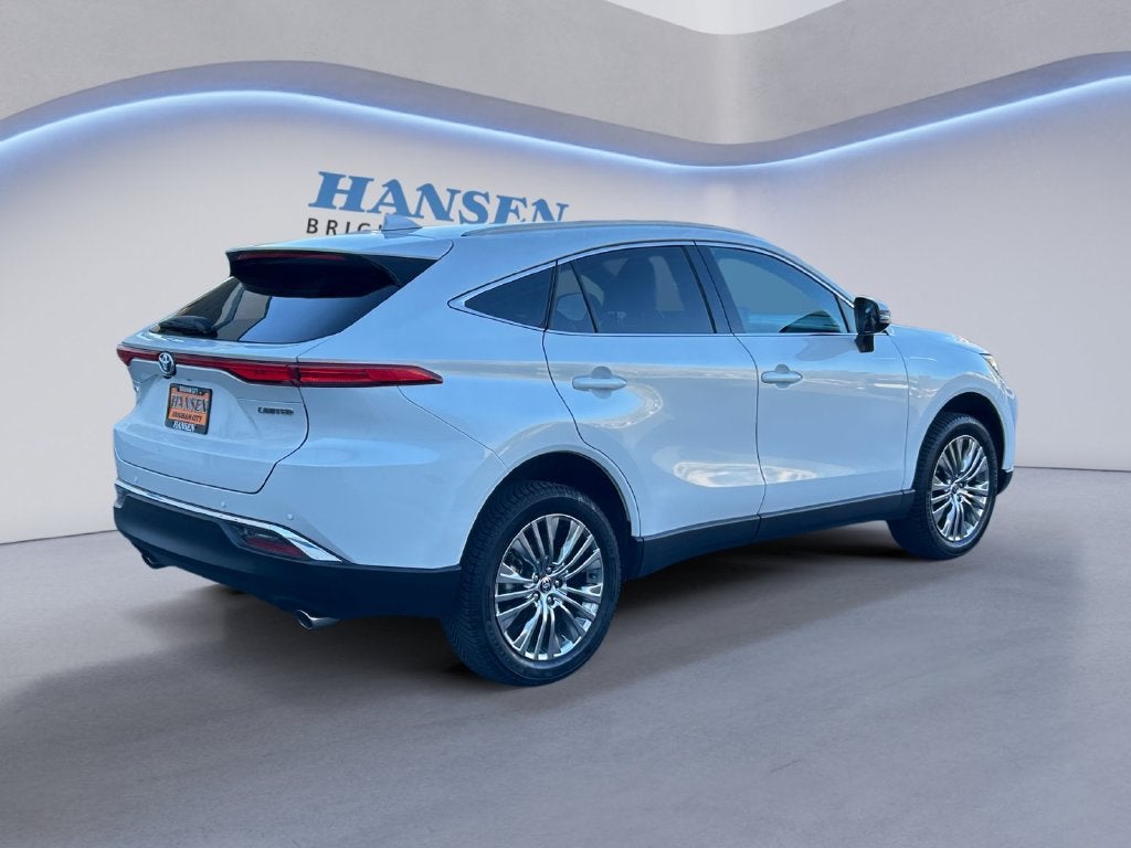 2024 Toyota Venza LE